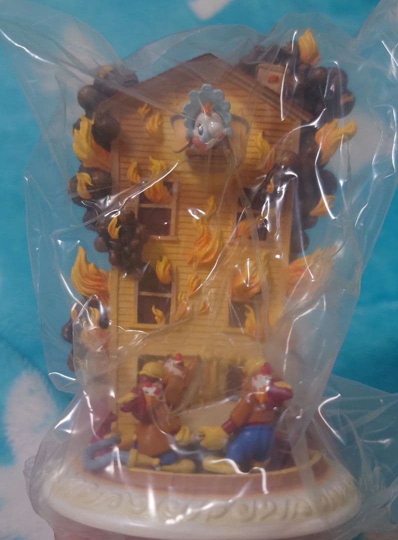 オルショウスキー　ダンボ　限定フィギュア　Disney