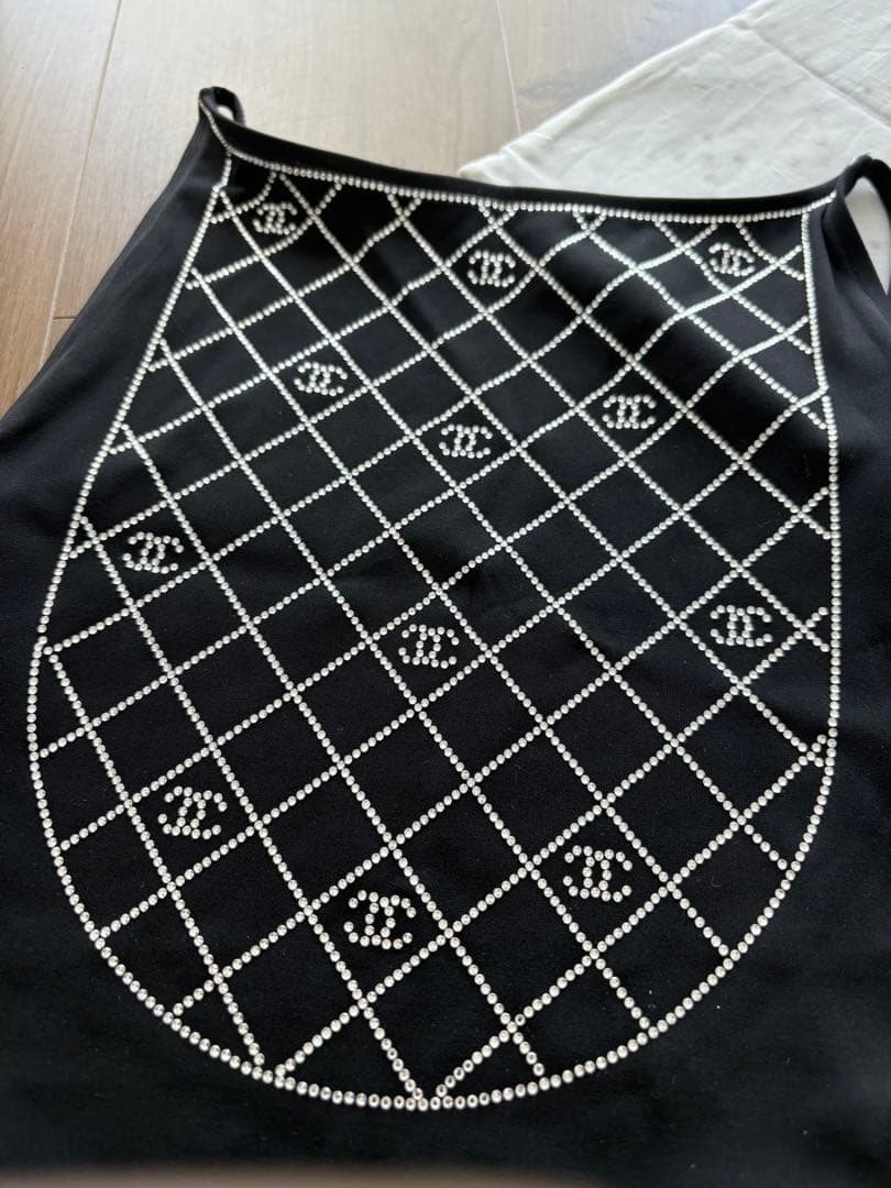 【正規品】シャネルCHANEL 2022-23クルーズ黒 ワンピース水着　36