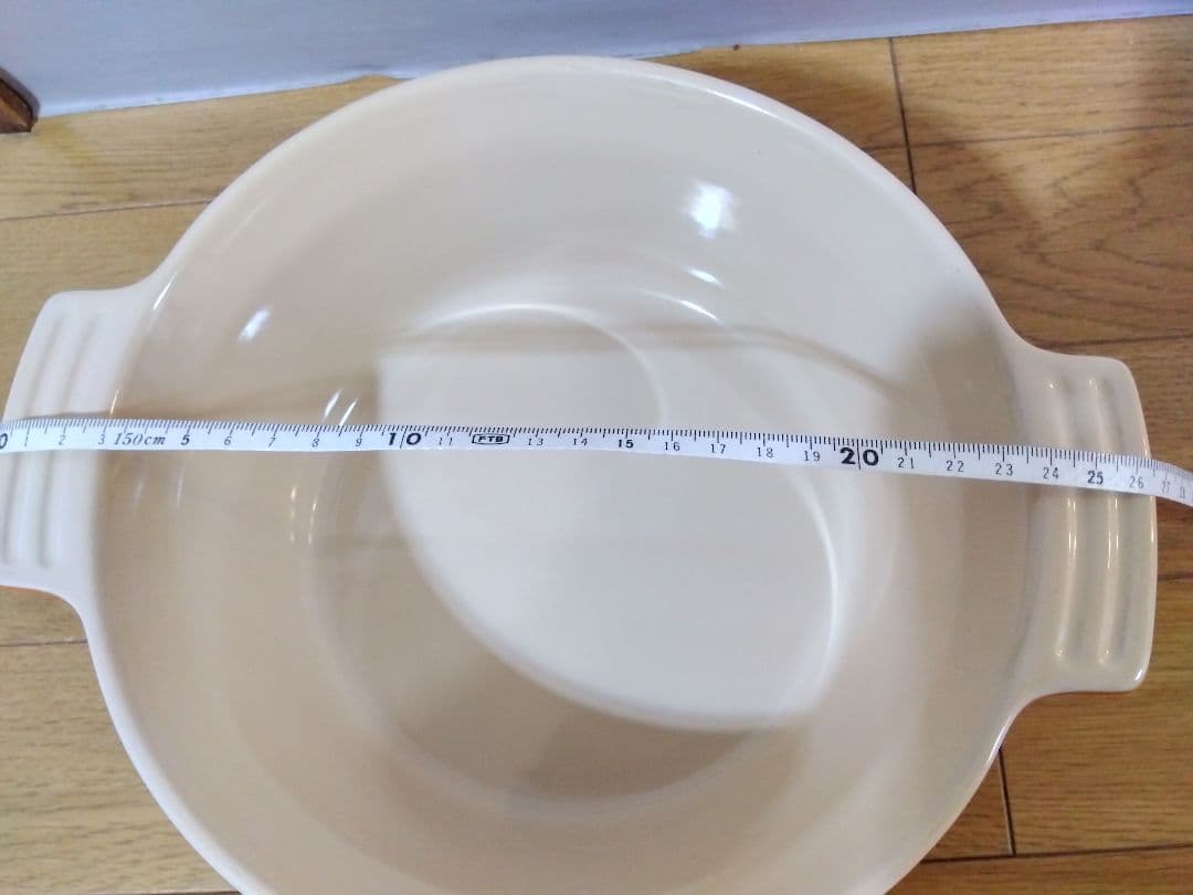 新品ル・クルーゼ　ココットロンド