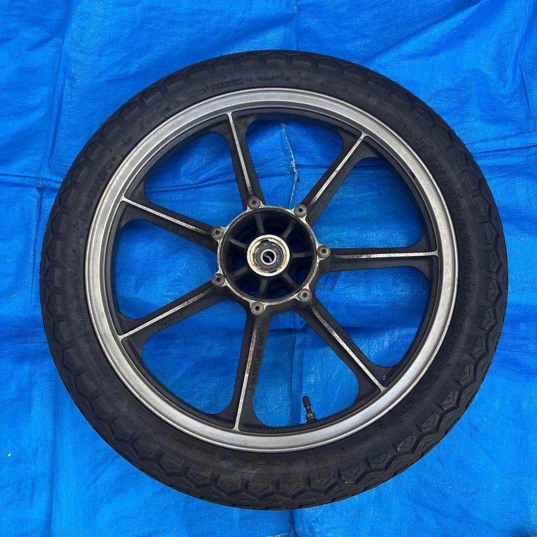 Kawasaki Z1000J タイヤ　フロントホイール