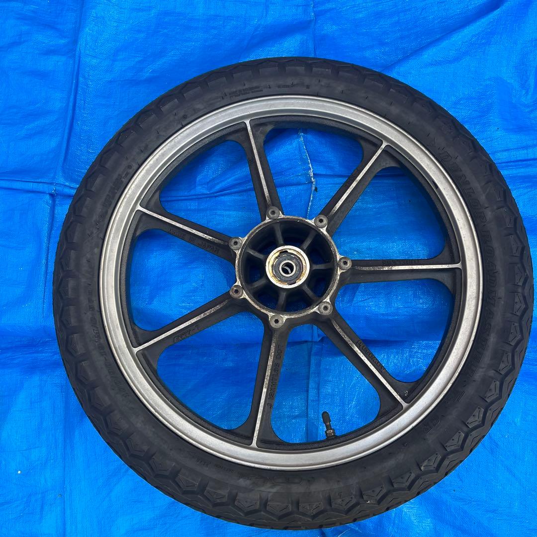 Kawasaki Z1000J タイヤ　フロントホイール