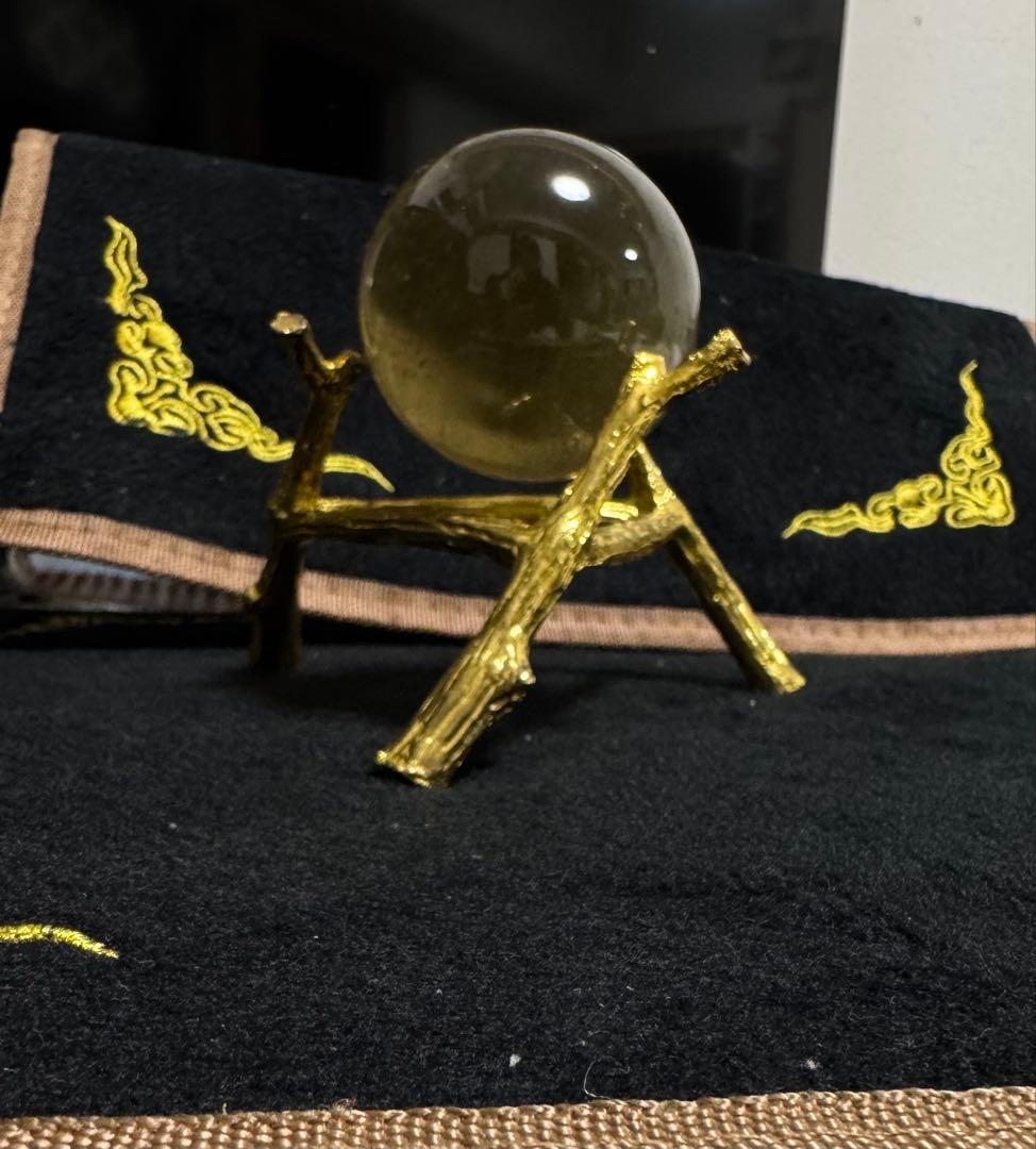 谷 大玉 ブラックリビアングラス 丸玉