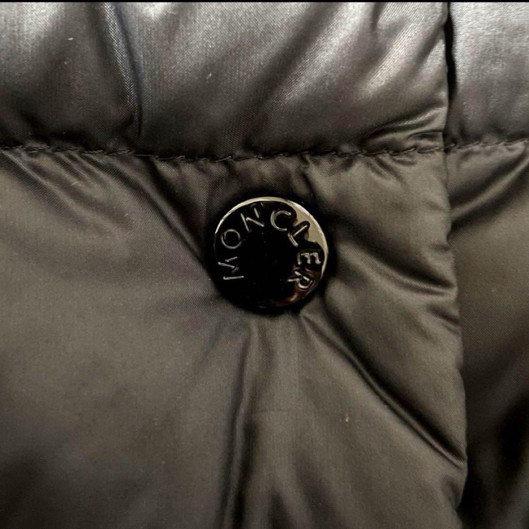 ¥37400→¥32400 お早めに！モンクレールダウンベストサイズS