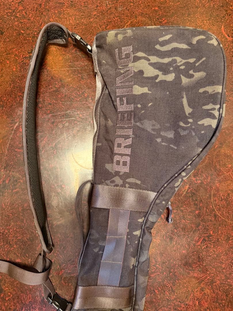 BRIEFING クラブケース　マルチカムブラック