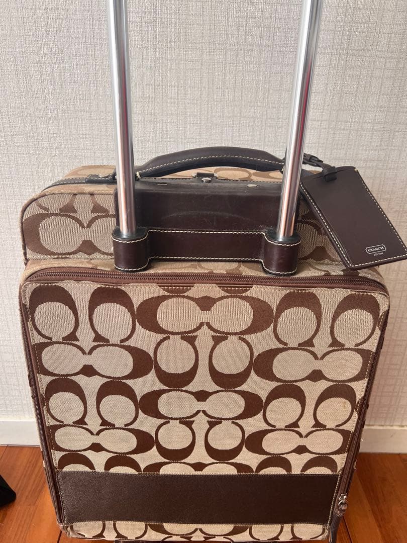 COACH 中型キャリーケース ロゴ　コーチ キャリーケース　スーツケース