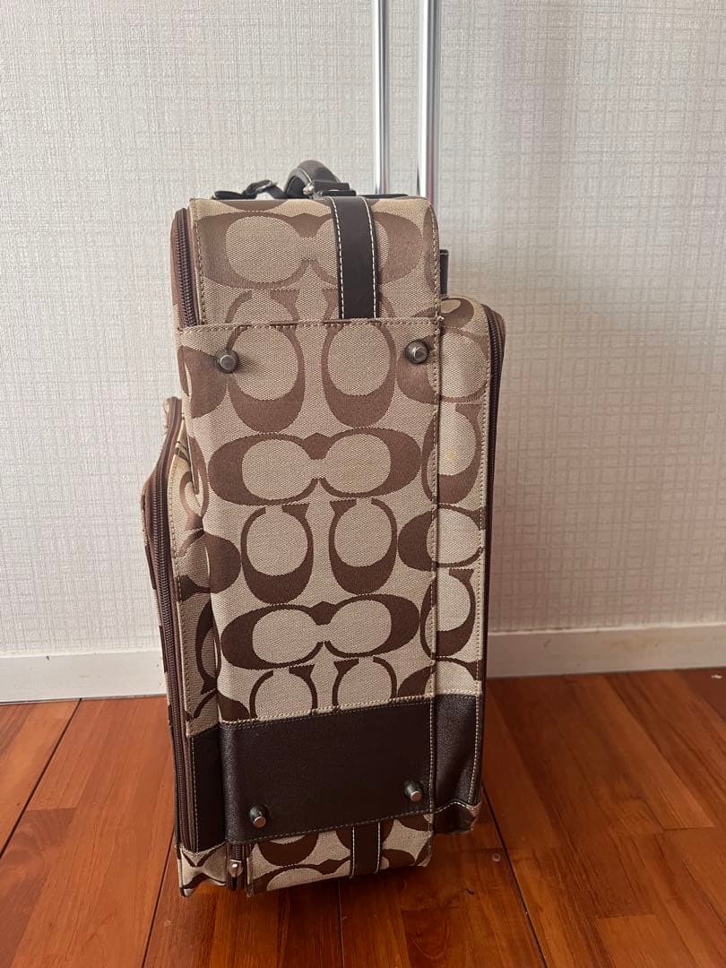 COACH 中型キャリーケース ロゴ　コーチ キャリーケース　スーツケース
