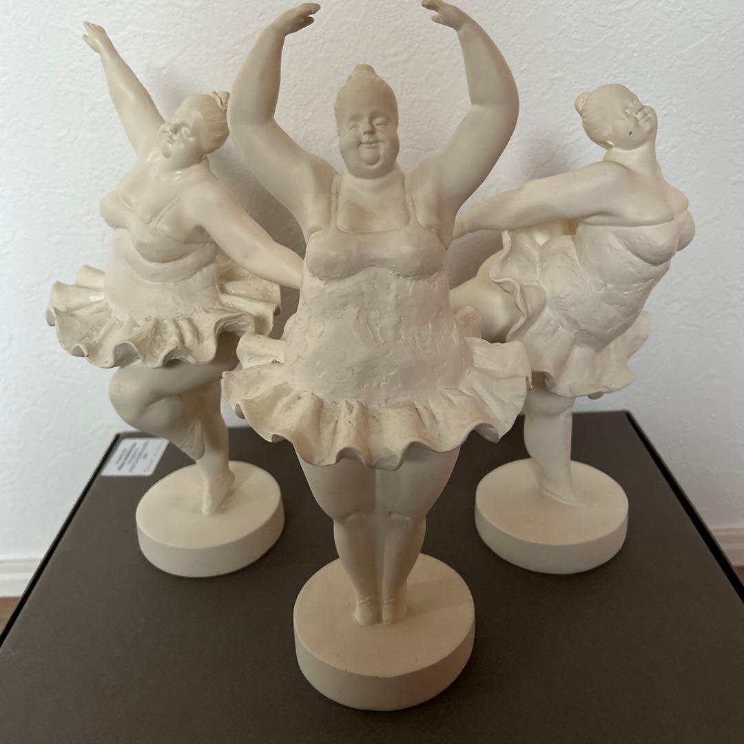 茶々【送料込み】ふくよかバレリーナ　オブジェ