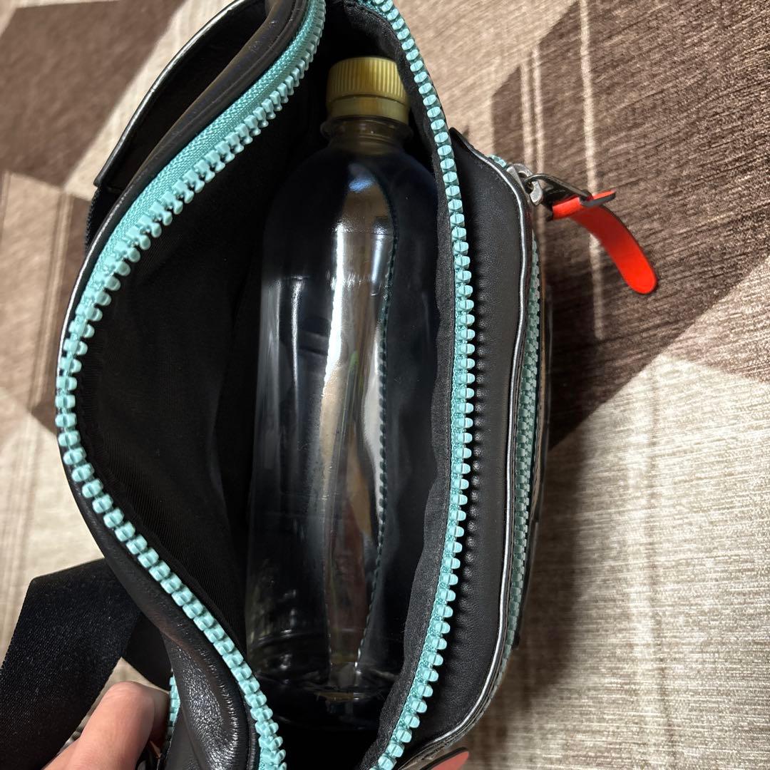 Coach ボディバッグ・ショルダーバッグ