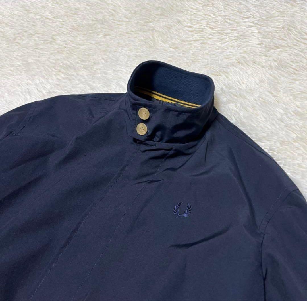ジ*ヌ様 【美品】Fred Perry トレンチコート　M相当　ロゴ　ネイビー