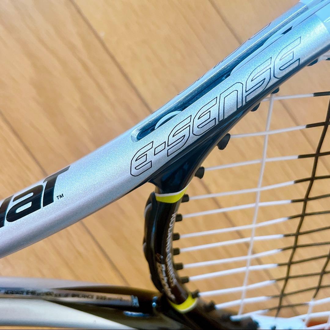 美品 日本未発売 バボラ ラケット　e-sense ローランドギャロス