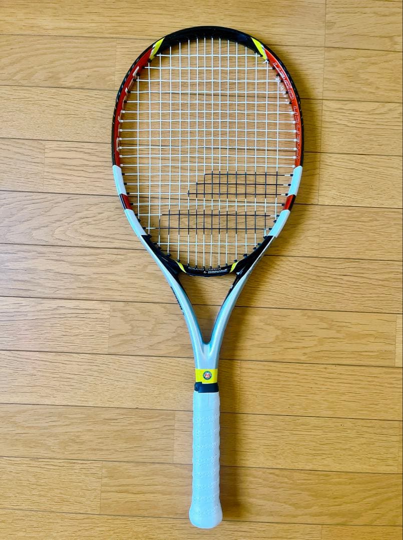 美品 日本未発売 バボラ ラケット　e-sense ローランドギャロス