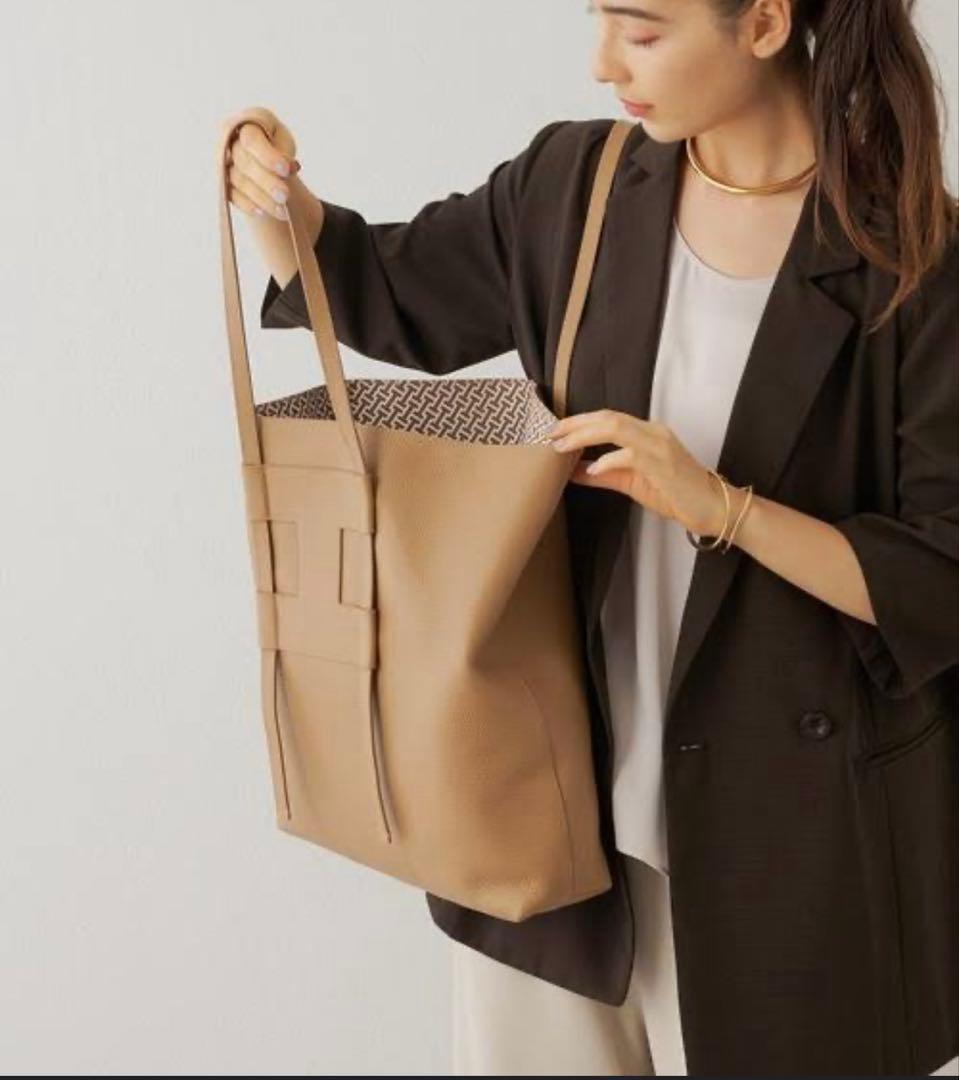 ま*ん様 美品　IACUCCI/イアクッチ BREZZA ブレッツァ　レザートー