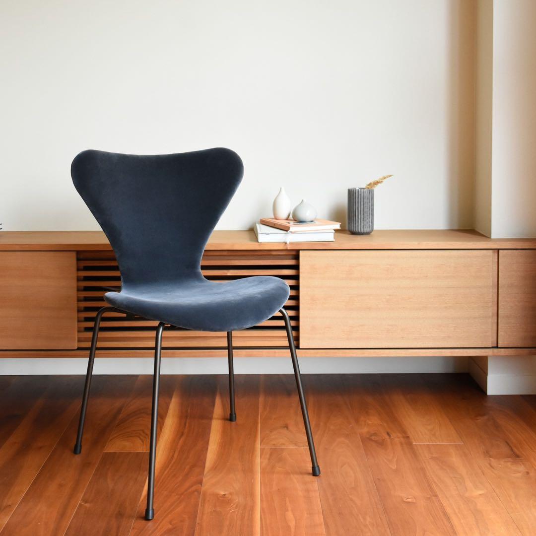 FRITZ HANSEN 椅子 ベルベット