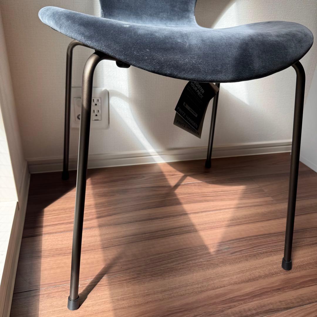 FRITZ HANSEN 椅子 ベルベット