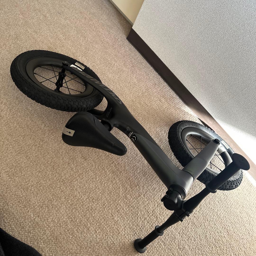 SPECIALIZED HOTWALK CARBON キッズバイク カーボン製