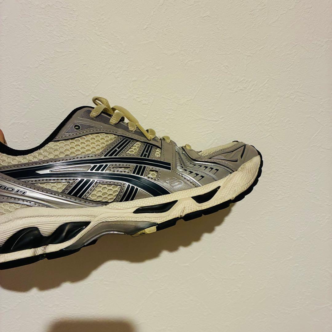 美品 ASICS GEL-KAYANO14 24cm スピック購入