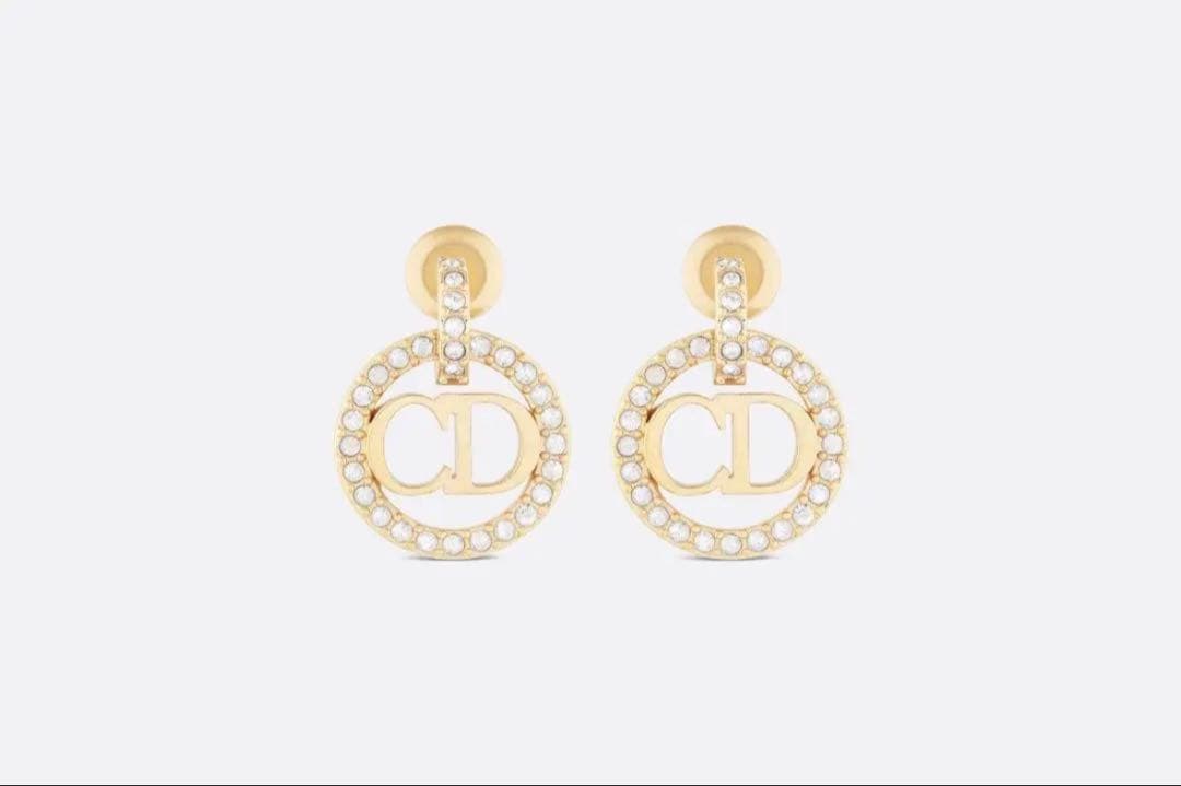 Dior ゴールドロゴピアス ギフトバッグ付き