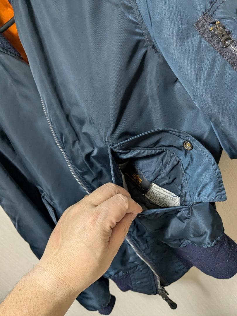 ALPHA　Alpha　 MA1　ma1　希少　紺　ネイビー　90年　USA