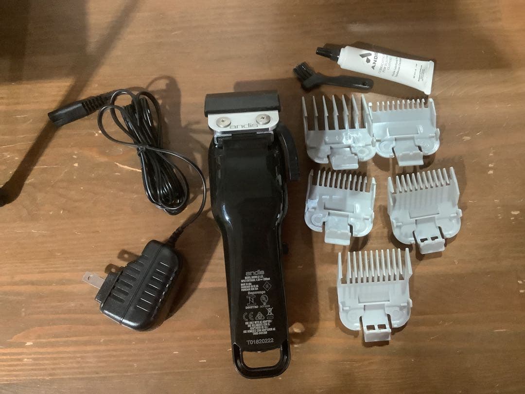 理容美容Andis Cordless USPro Li Fade バリカン