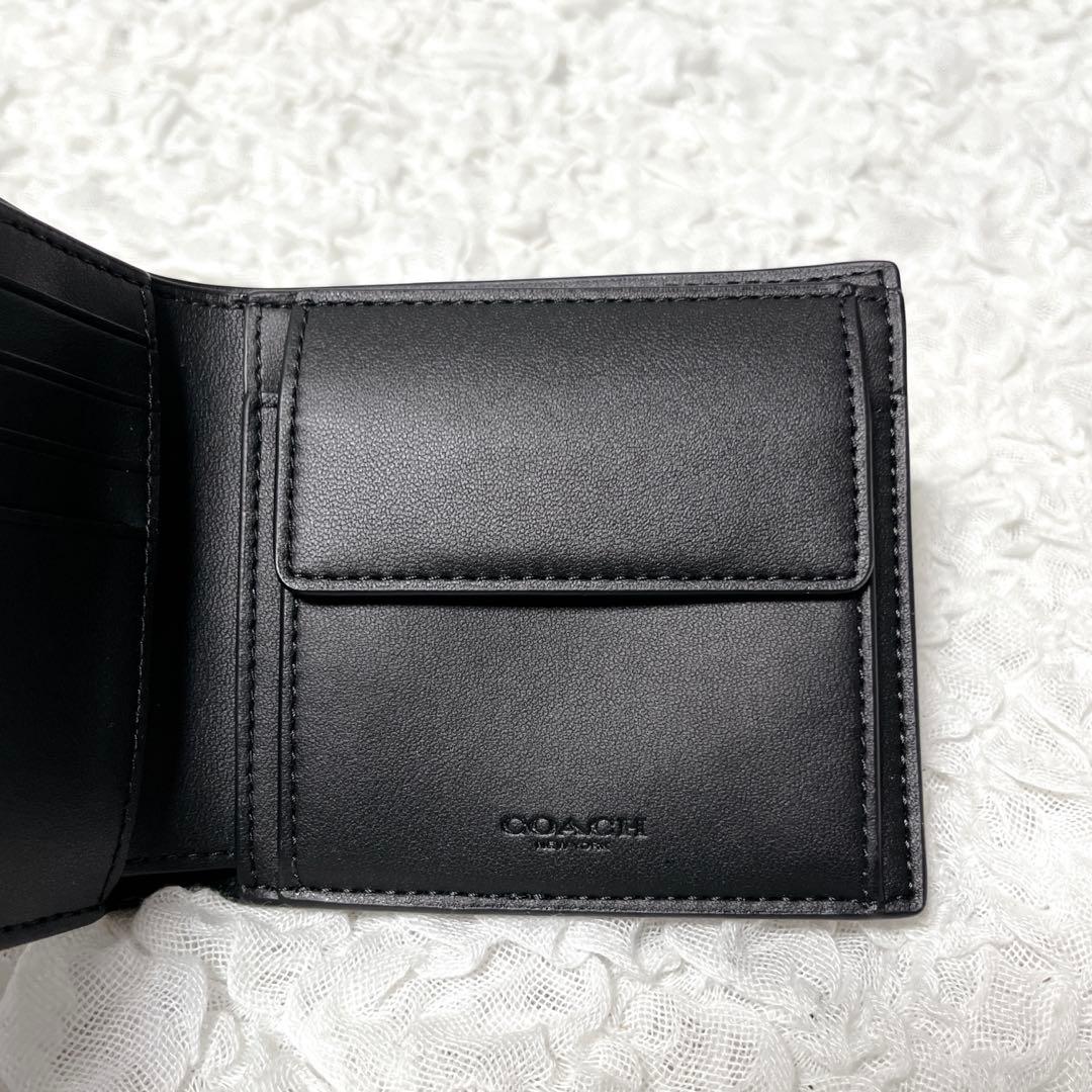 新品未使用✨COACH 二つ折り財布 ブラック モノグラム　コーチ　小銭入れ付き