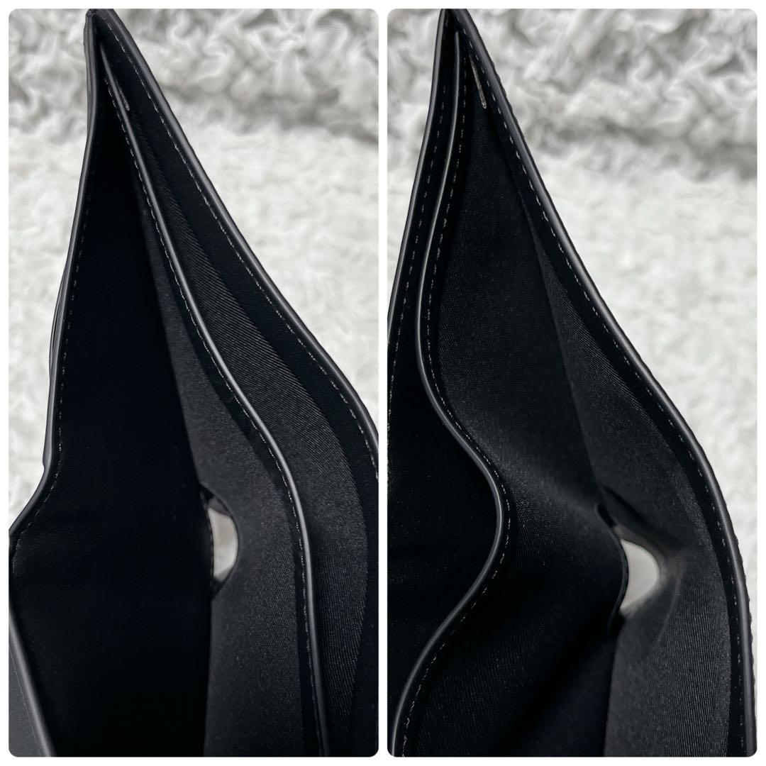 新品未使用✨COACH 二つ折り財布 ブラック モノグラム　コーチ　小銭入れ付き