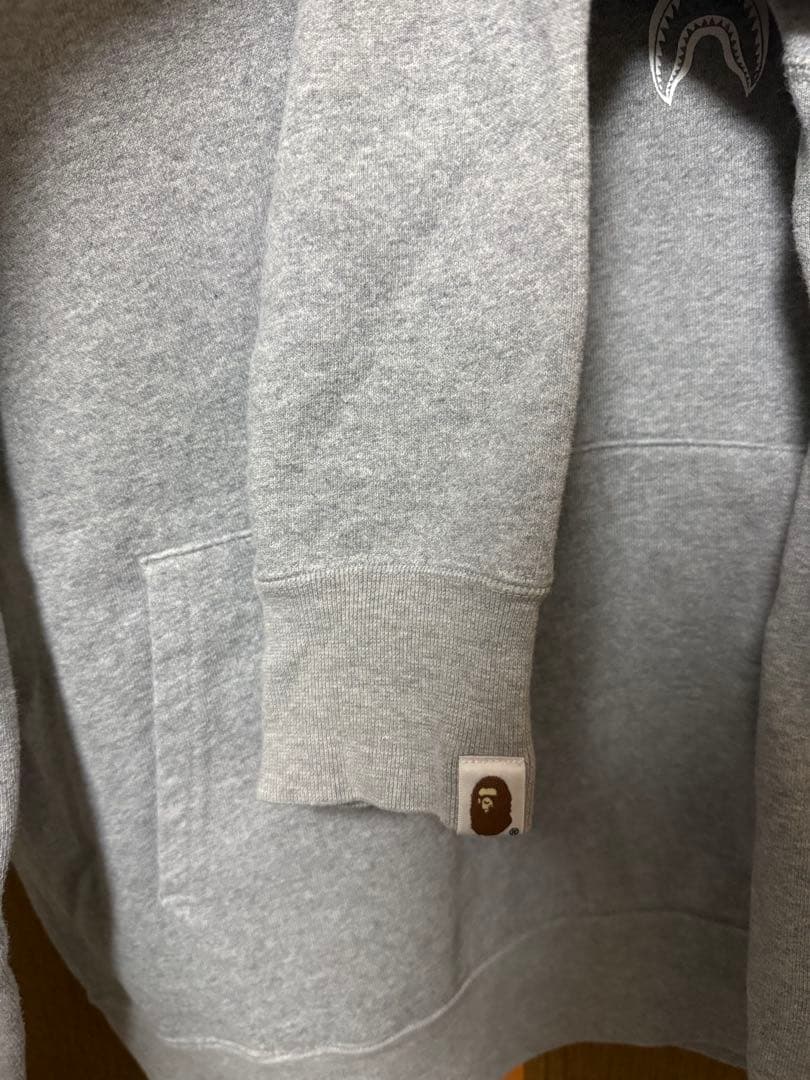 A Bathing Ape グレー パーカー Mサイズ