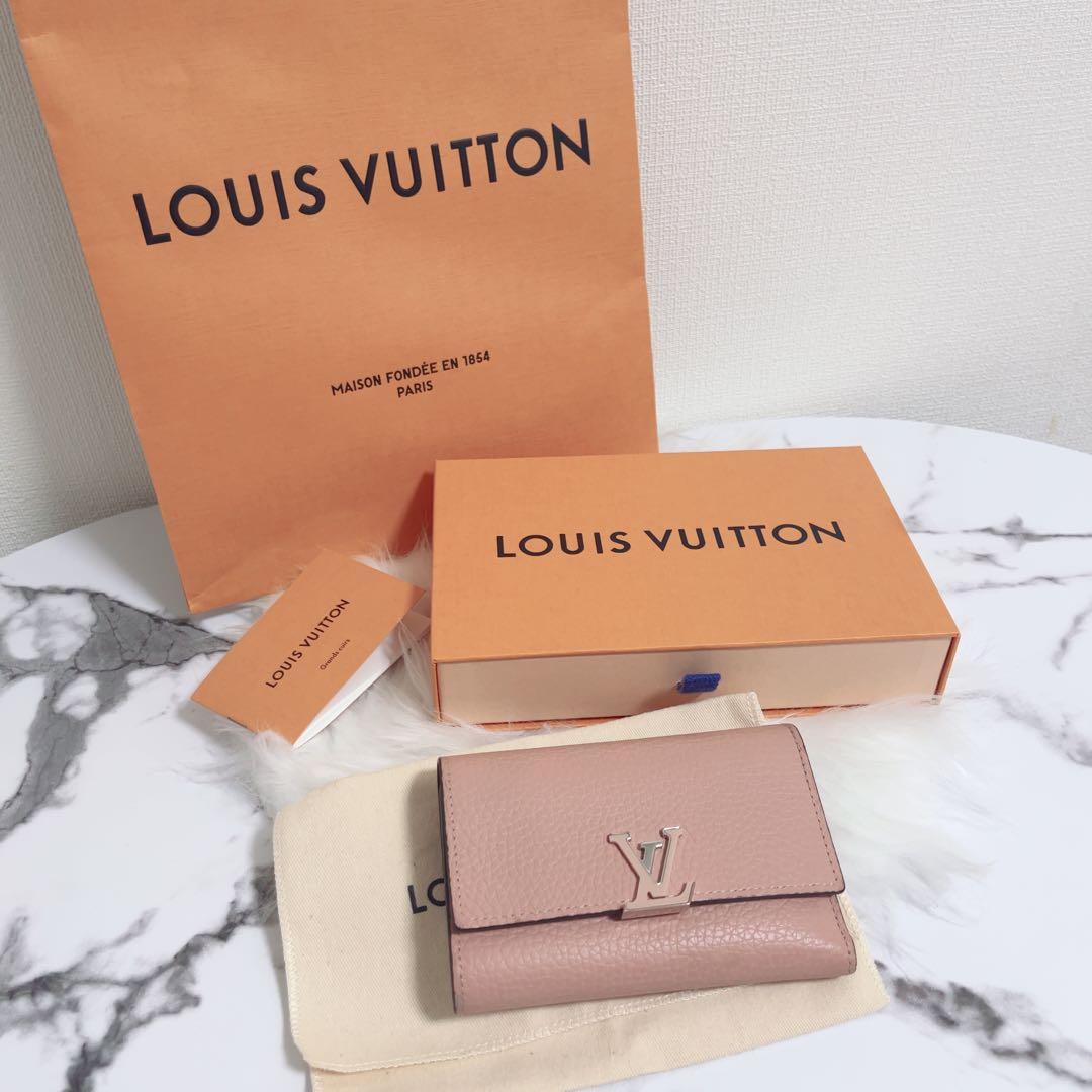 ‼️週末セール‼️ルイヴィトン カプシーヌコンパクト 三つ折財布 レディース ピンク