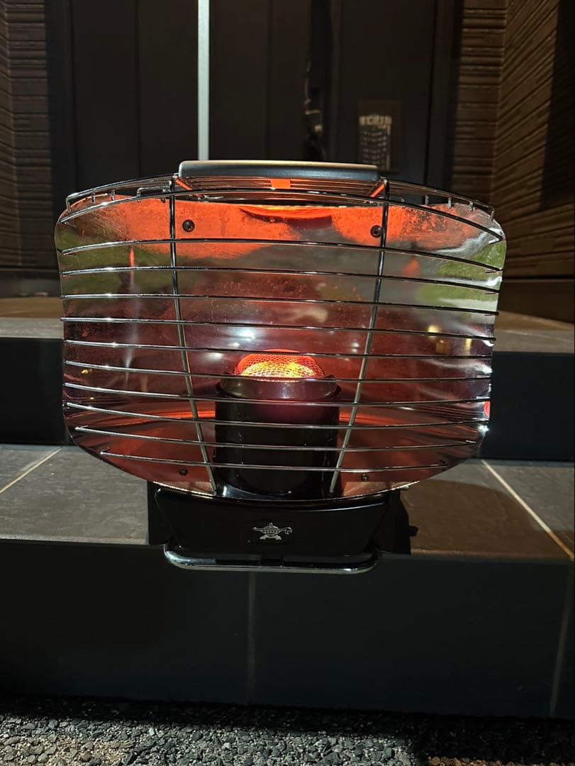 アラジン　カセット式　ガスストーブ