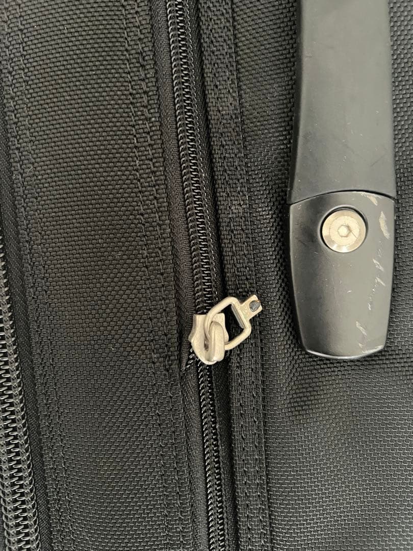 ヴィクトリノックス製スーツケース - 清潔で丁寧に使用された高品質モデル