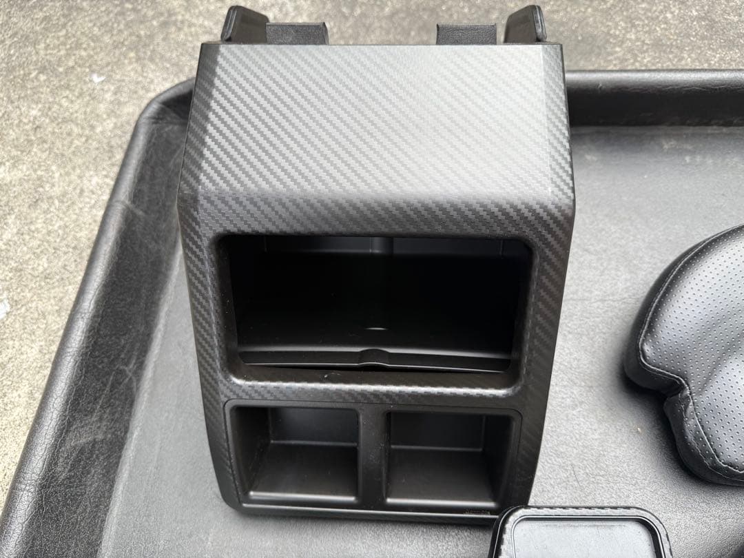 ハイエース200系　色々パーツ