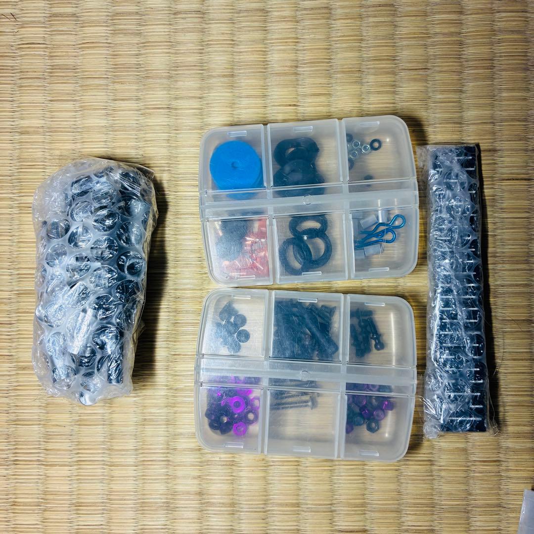 【このまま使用可能❕】HPI Racing ラジコンカー ボーンシャーシ　180