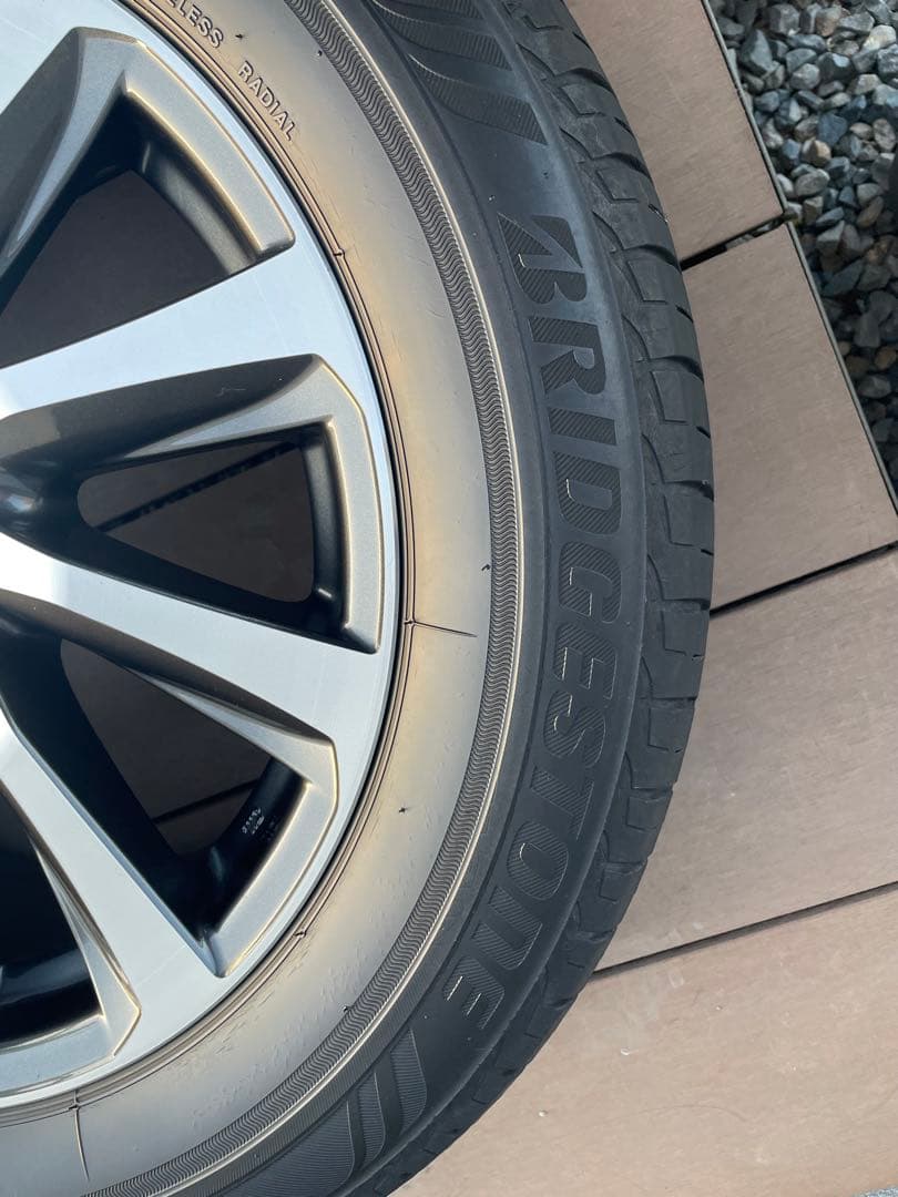 30系ヴェルファイア　アルファード　純正 17インチホイールタイヤセット4本