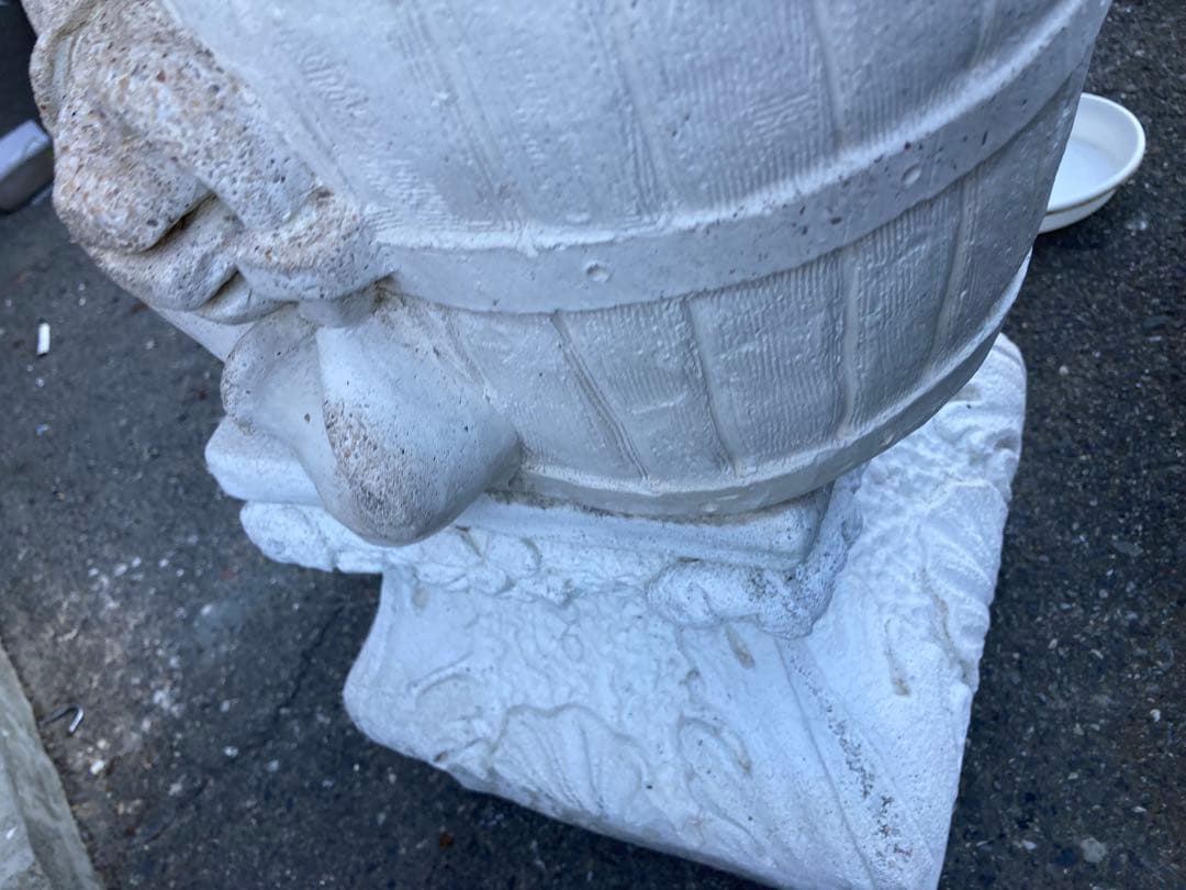 イタリア　ガーデンチェア　小人　ガーデニング雑貨アンティーク　ヨーロピアン風