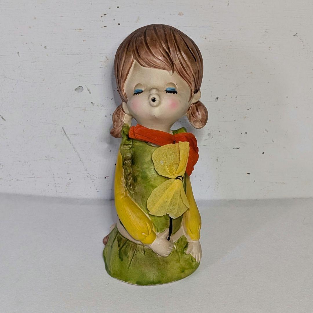 レトロ モンアミ風 陶器製のポーズ人形