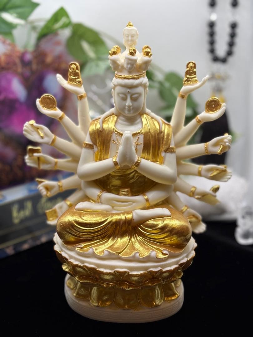 千手観音様♡アイボリーナッツ♡♡