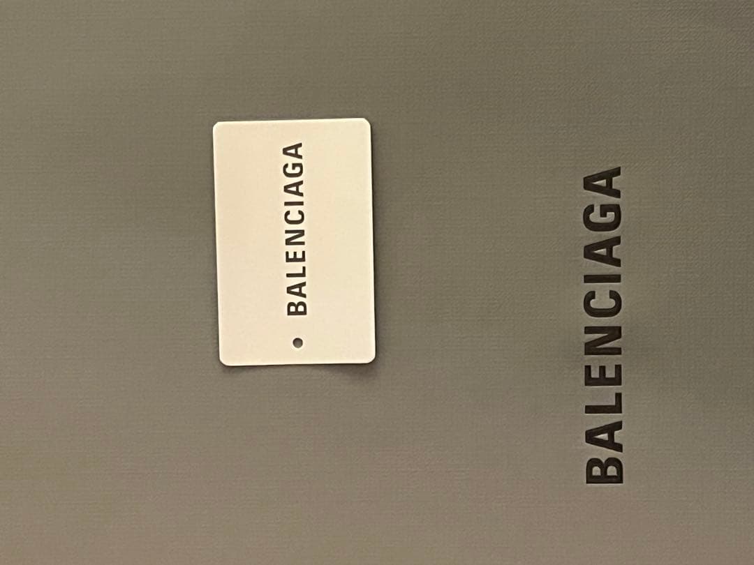 本日限定価格‼️確実正規品BALENCIAGA year of the tiger