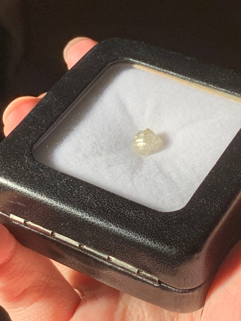 特大ダイヤモンド　原石　1.55ct 隕石ダイヤモンド　ダイア　ルース　化石