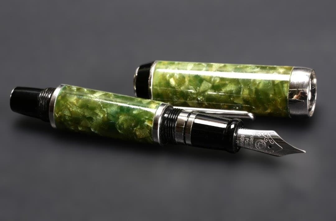 IRIDIUM POINT GERMANY 万年筆 グリーンマーブル 金属トリム