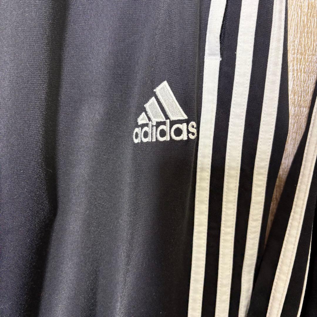 アディダス レアルマドリード 刺繍ロゴ トラックジャケット セットアップ　黒　L