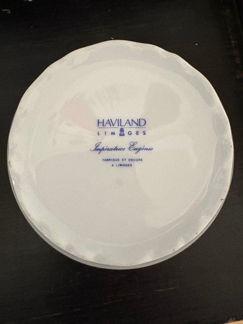 ハビランド　スミレ花柄陶器小物入れ