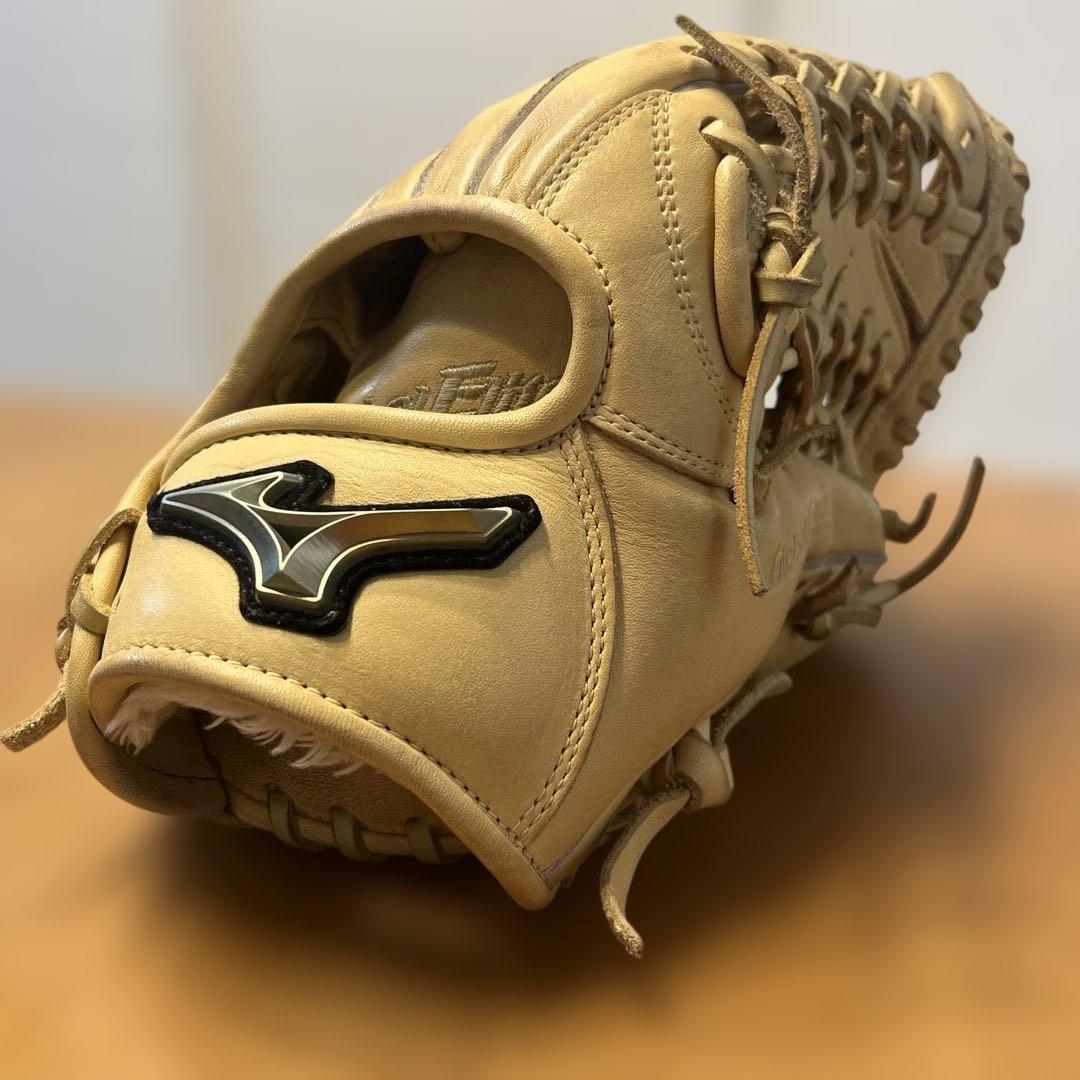 Mizuno Global Elite 軟式グローブ ベージュ