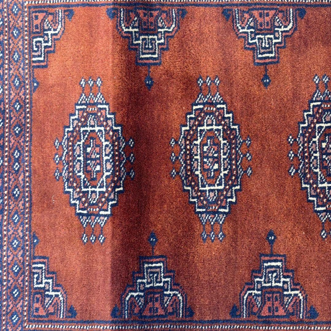 パキスタン　手織り　絨毯　ラグ　サルーク