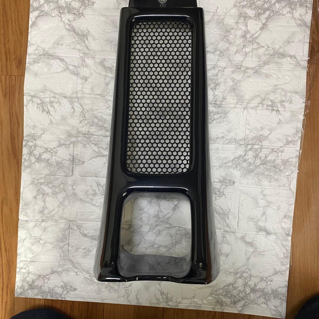 Killer Custom Aggressor ラジエターカバー スポイラー