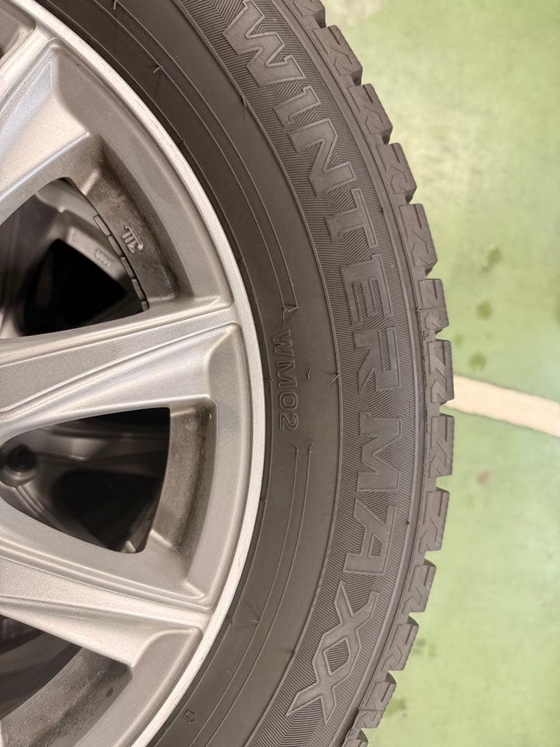 DUNLOP ウィンターマックス22年製 15インチ5h 114.3