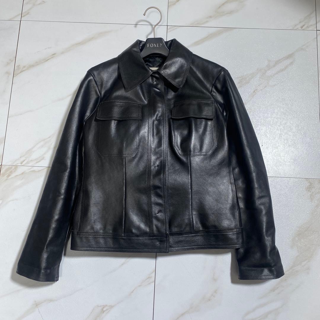 希少♡コスチュームナショナル イタリア製 光沢 短丈カウレザージャケット 中綿