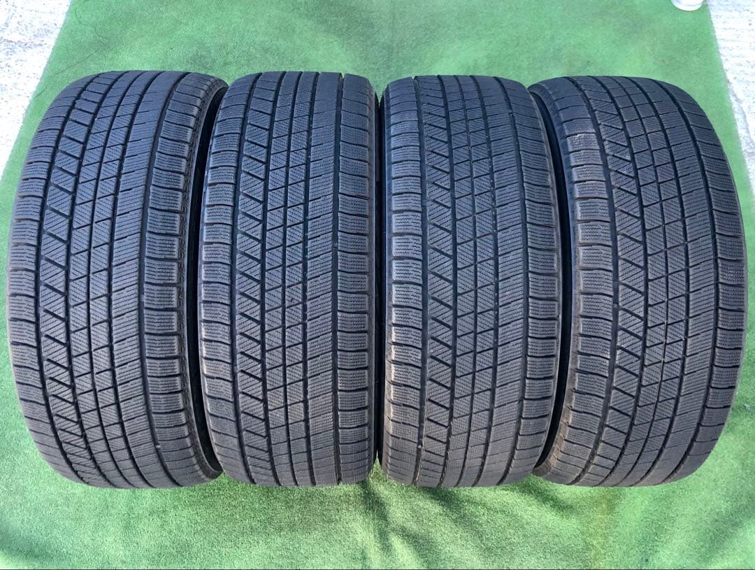 タイヤ・ホイール 245/45 R18 BRIDGESTONE BLIZZAK VRX 3