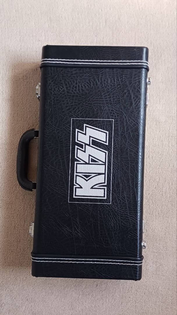 Kiss Box 地獄のギターケース Super Duper Edition