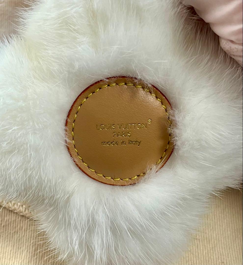 【美品】ルイヴィトン ヴィヴィエンヌ ファースキー キーリング M02300