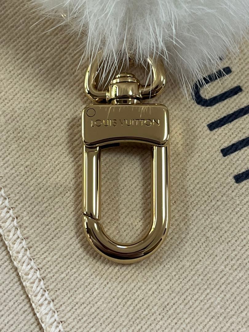 【美品】ルイヴィトン ヴィヴィエンヌ ファースキー キーリング M02300