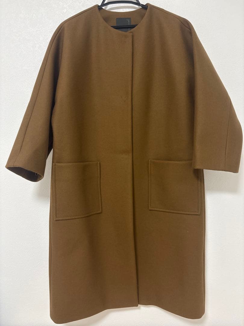 ノーカラーコート